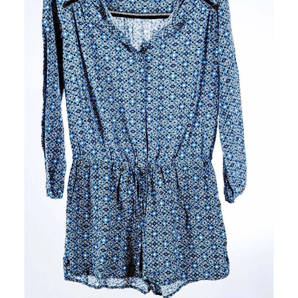 Gap Ditsy Floral Blue Romper Dress Shorts Easy Care Rayon Elastic Pockets M - Picture 3 of 8